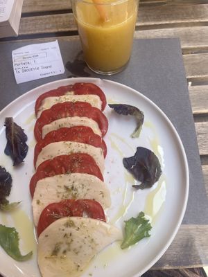 caprese vegana  at UNO Caffé Olistico in Bologna