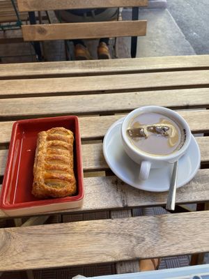   at UNO Caffé Olistico in Bologna