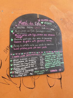   at UNO Caffé Olistico in Bologna