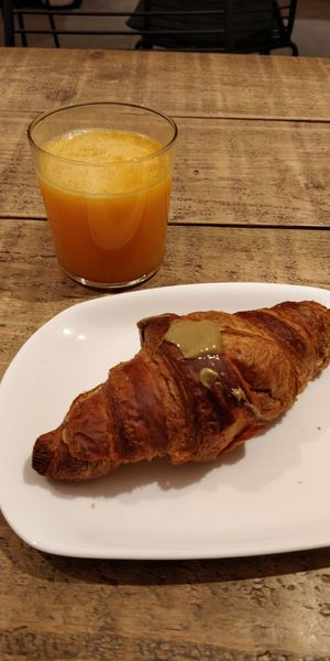  at UNO Caffé Olistico in Bologna