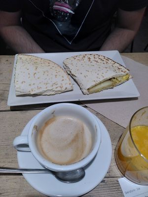 Piadina at UNO Caffé Olistico in Bologna