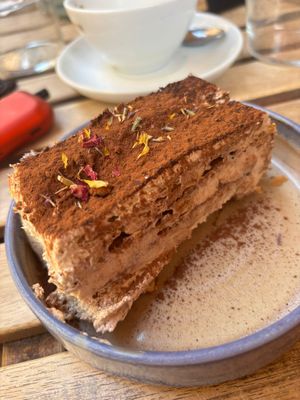 Vegamisù  at UNO Caffé Olistico in Bologna