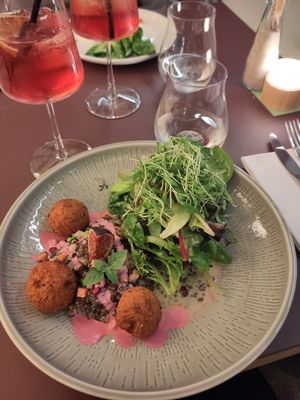 Linsensalat mit Falafel at Bellevue in Stuttgart