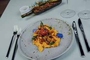 Karotten-Risotto, Pfifferlinge, Erbsen at Bellevue in Stuttgart