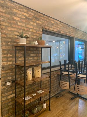 Even amidst shut down they have a super cute and welcoming aesthetic. Nice snack options and new cool smoothie and shake options. Adorable and all vegan!! Def check it out at Pegasus Protein Cafe in Chicago