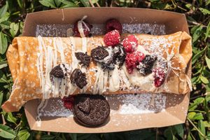 White chocolate, Oreo and raspberry’s !! 🌱❤️ at Creperie Rindermarkthalle in Hamburg