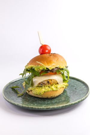 Vegan Burguer #Veganuary at Mourapão  in Vilamoura