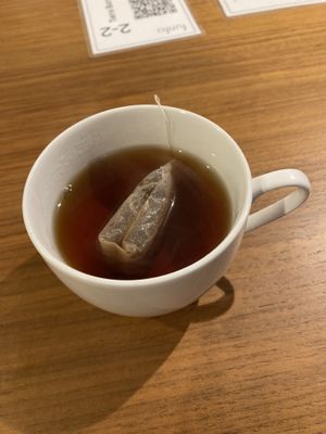 Hot tea with the set  at Terra Burger & Bowl in Tokyo