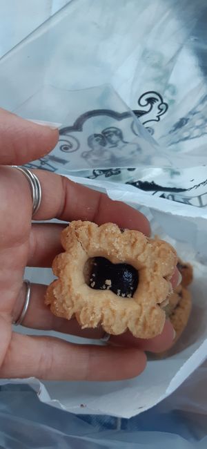 Biscotti frolla e marmellata vegan! Buonissimi! at Riviera Bistrot Pasticceria in Alassio