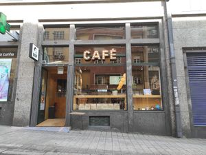 Front of the café at BOP Café in Porto