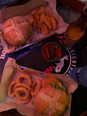 Underground and Cambalache, fries and onion rings at Cerveceria La Raposa in Oviedo