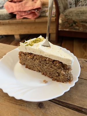 Rüblikucken (carrot cake)   at Gans Woanders in Munich