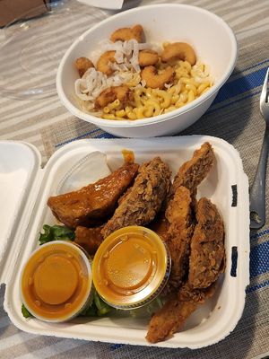 Poor man's wings (half pre coated half naked) and Skrimp Rangoon Mac + Cheese (all vegan, to go) at Stella's Lounge in Grand Rapids