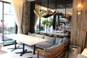 Interior at Blue Globe in Tokyo