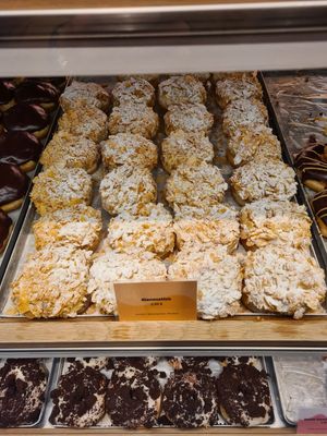 Bienenstich at Brammibal's Donuts - Alexanderplatz in Berlin