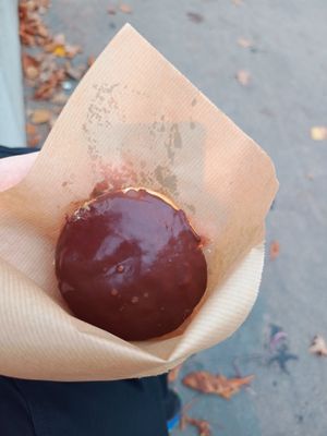 Boston Cream at Brammibal's Donuts - Alexanderplatz in Berlin