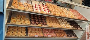 Big choices at Brammibal's Donuts - Alexanderplatz in Berlin