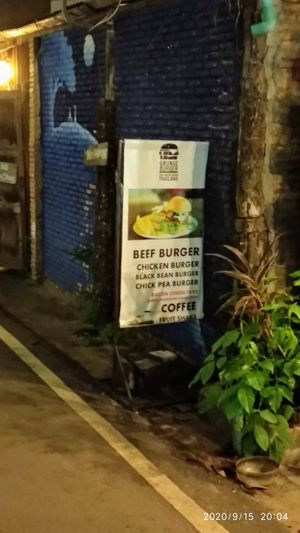 Restaurant sign at Good Burger in Pai