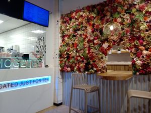 Inside the bubble tea shop (August 2025) at Möge Tee in Maastricht