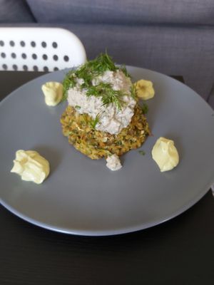 Μπιφτεκι λαχανικών με τυρί απο αμύγδαλα και μαγιονέζα απο κασιους  at Nick's Restaurant Bar in Kos