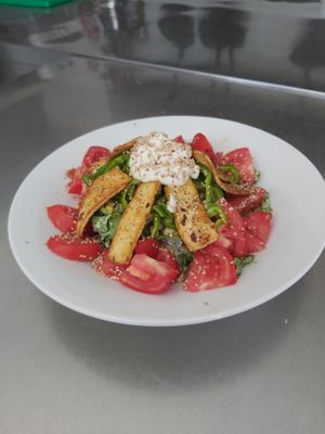 Σαλατα με τυρί κασιους και τοφου  at Nick's Restaurant Bar in Kos