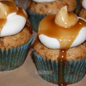 dulce cupcake at Lettuce Love Cafe in Burlington