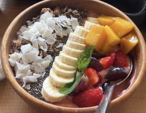 pink pitaya  at Bowls 'n Rolls in Leeuwarden