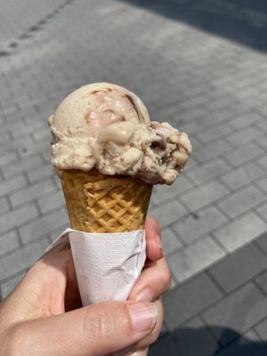 Banane Erdnuss  at Emma the Mu in Herne