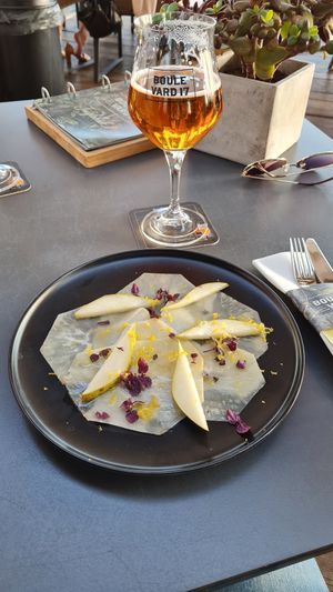 Celeriac carpaccio with pear and lemonzest at Boulevard 17 in Vlissingen