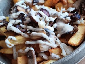 Loaded fries at Boulevard 17 in Vlissingen