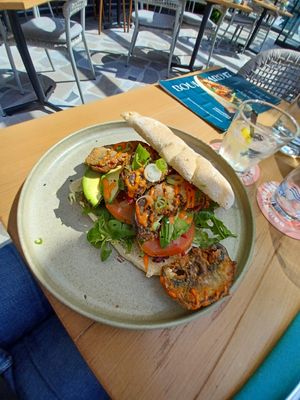 Flat bread with portobello and veggies at Boulevard 17 in Vlissingen
