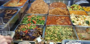 look nice at Red Apple 红苹果素食 - Bukit Batok in West Singapore