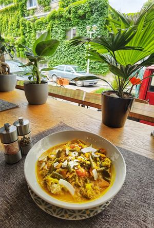 Indian style at Nom Nom in Constanta