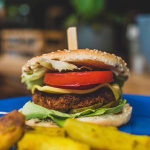 Vegan burger at Nom Nom in Constanta