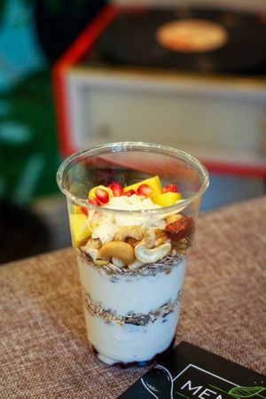 Musli yogurt at Nom Nom in Constanta