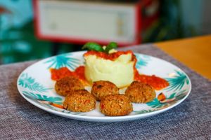 Vegan Meatballs at Nom Nom in Constanta