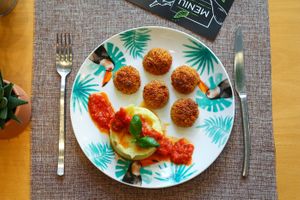 Vegan meatballs at Nom Nom in Constanta