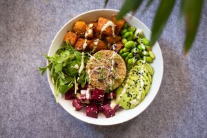 Buddha bowl at Nom Nom in Constanta