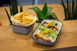 Guacahumus at Nom Nom in Constanta