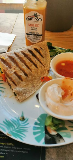  at Nom Nom in Constanta