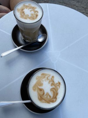 Lattes with Oatly at Owoce i Warzywa in Lodz