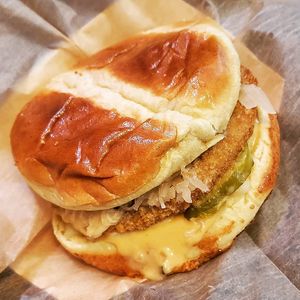 Reuben Black Bean Burger at Veg-n in Okemos