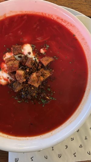 Bortsch mit veganem Schmand   at Manifesto Market Smíchov in Prague