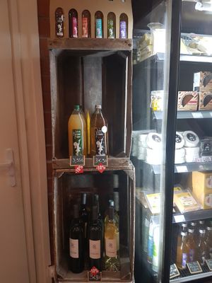 Jus et vins
Juces and wines at Pistache et Cacahuète in Lille