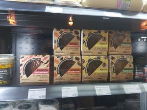 Marque de fromage espagnole 
Spanish brand at Pistache et Cacahuète in Lille