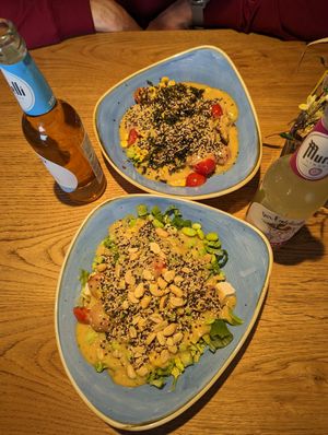 DIY bowl and DIY salad at Ping Pong Poke in Salzburg