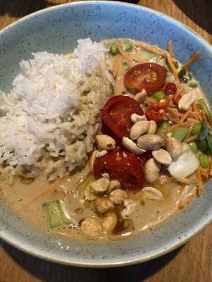 Green Curry   at Ping Pong Poke in Salzburg