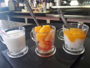café gourmand at Le Dodo Posé in Clichy