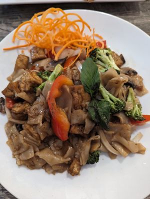Drunken Noodles at Thai @ Main Street in Durham