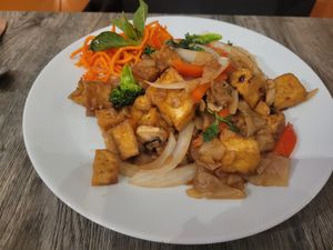 Drunken noodles with tofu at Thai @ Main Street in Durham